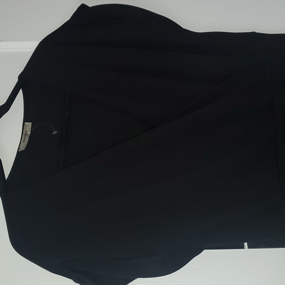 Jumper - Picture 2 of 5